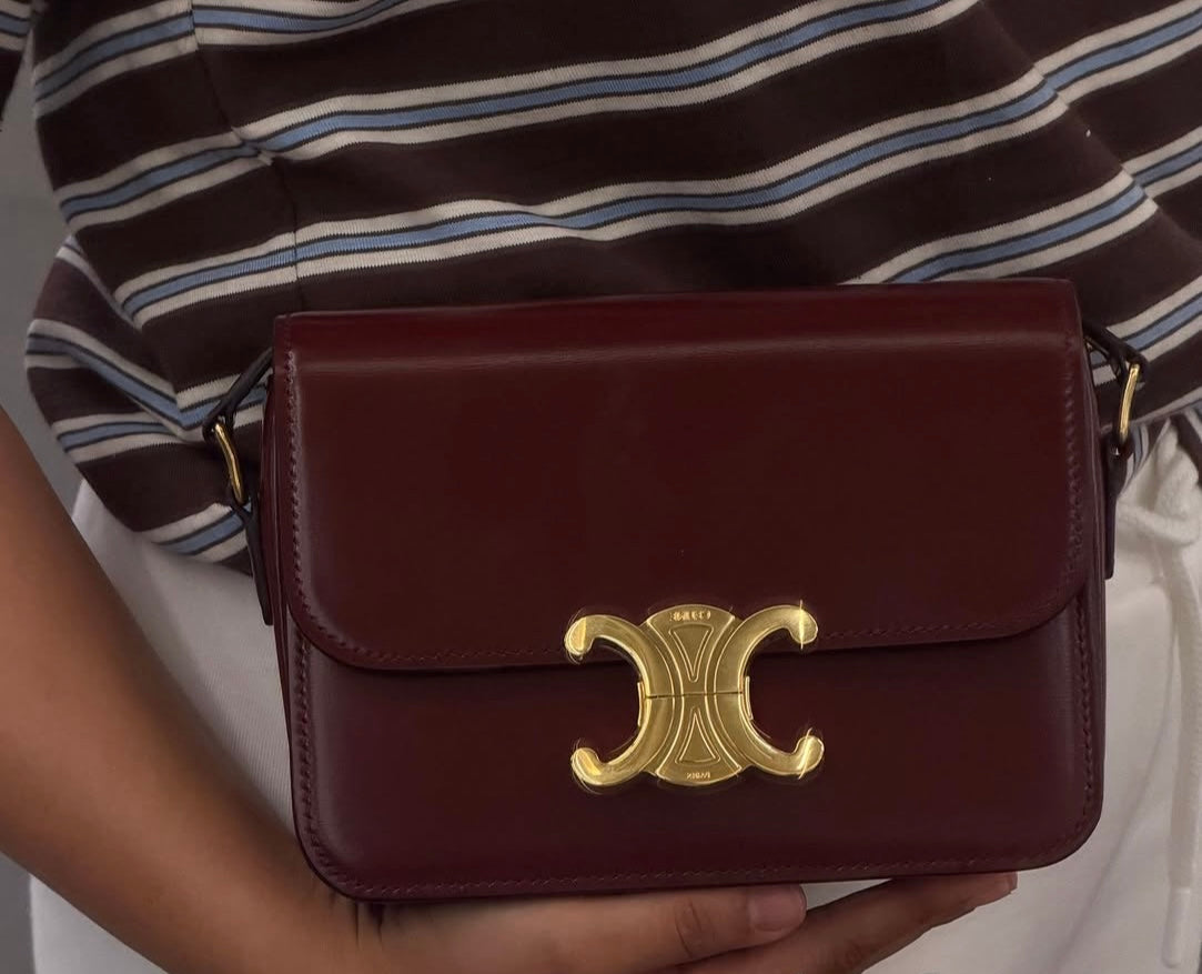 CELINE Teen Triomphe Bag in Shiny Calfskin | Burgundy