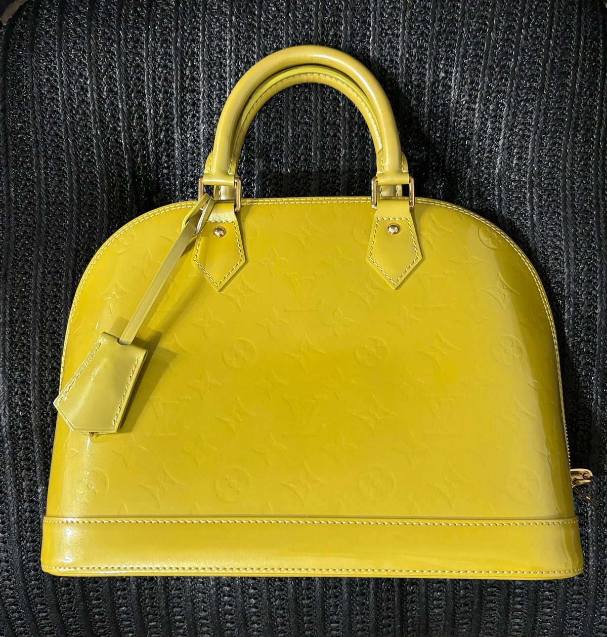 Louis Vuitton Alma PM