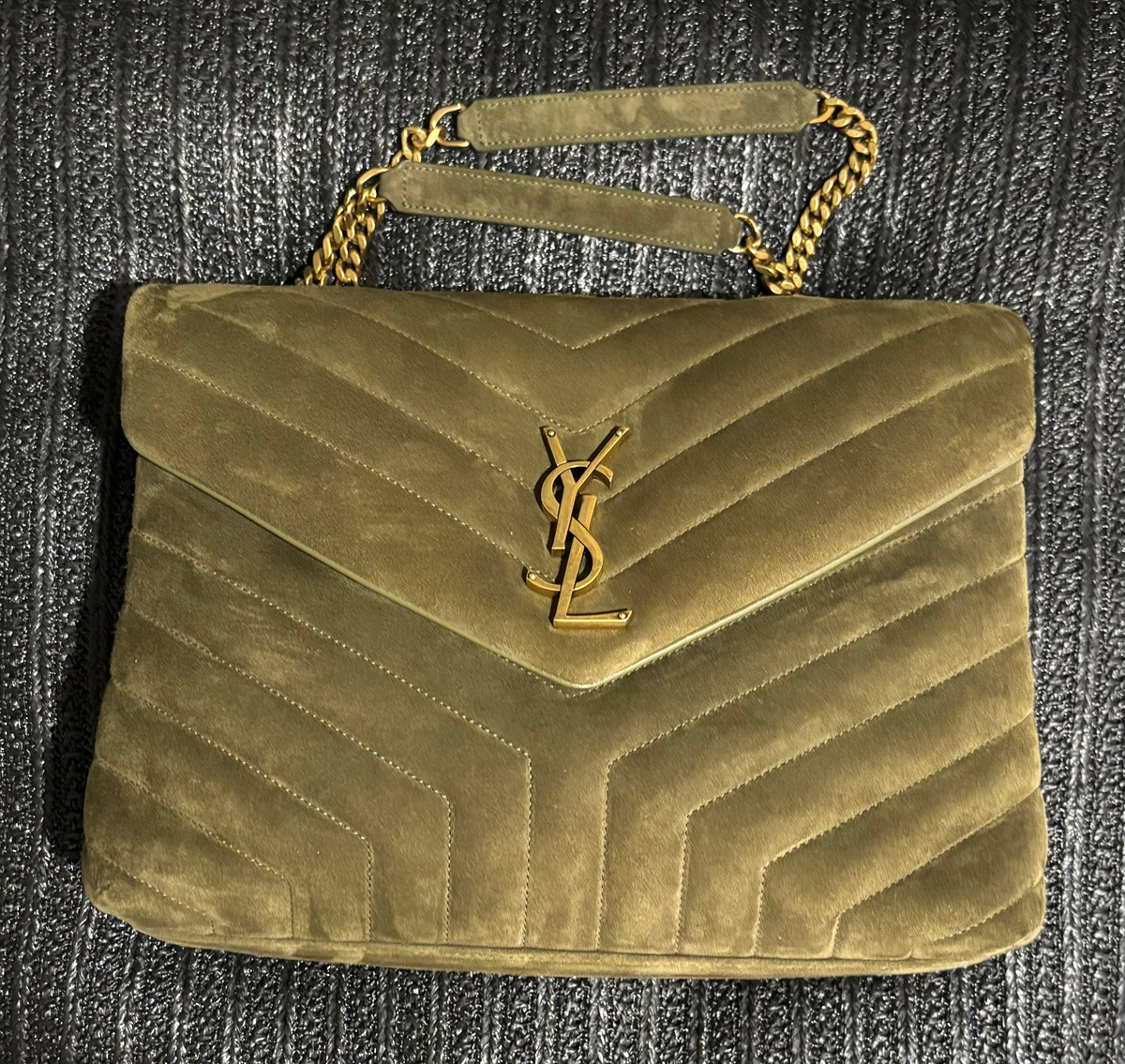 Saint Laurent Medium LouLou/Suede