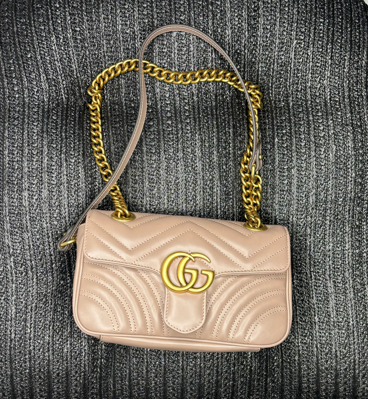 Gucci GG Marmont Shoulder Bag