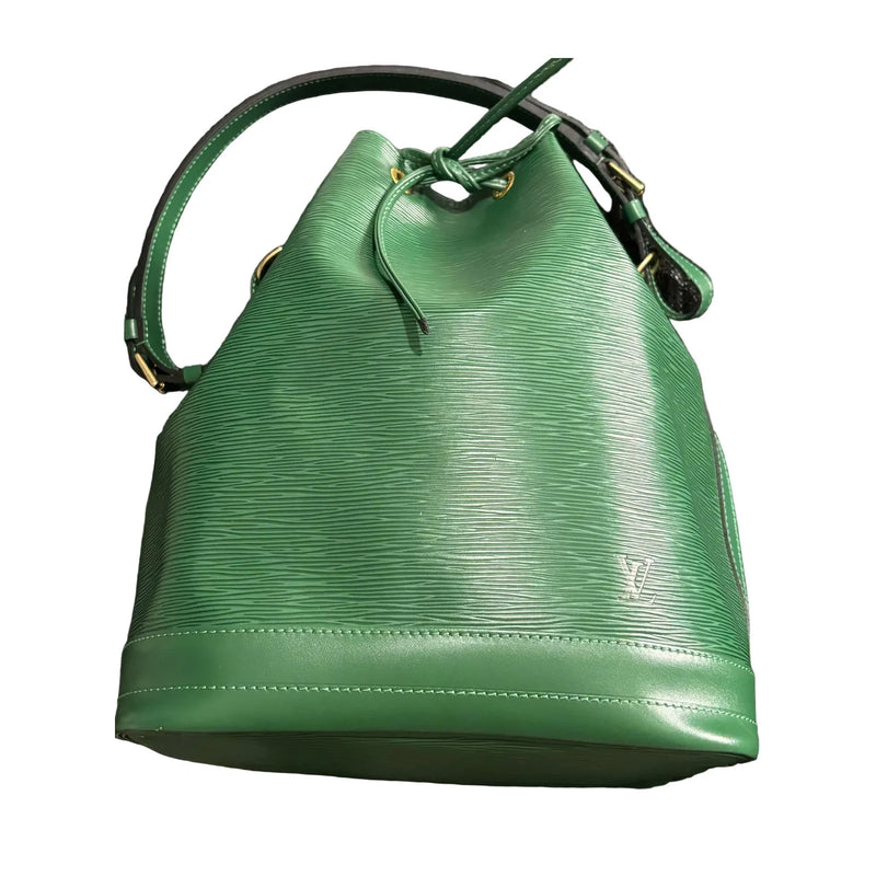 LOUIS VUITTON GM Noé Bucket Bag In Epi Leather