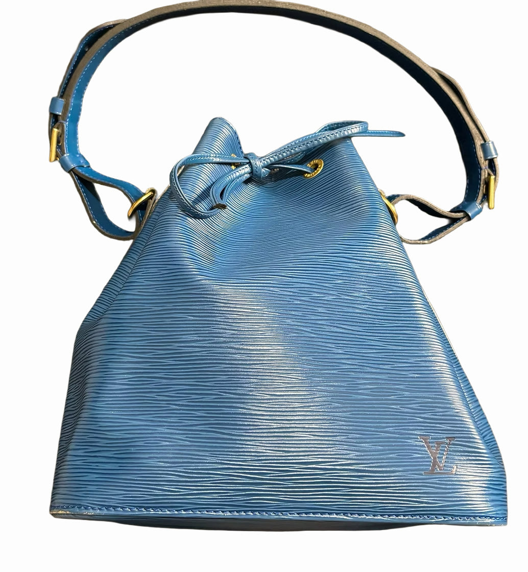 LOUIS VUITTON PM Noé Bucket Bag In Epi Leather