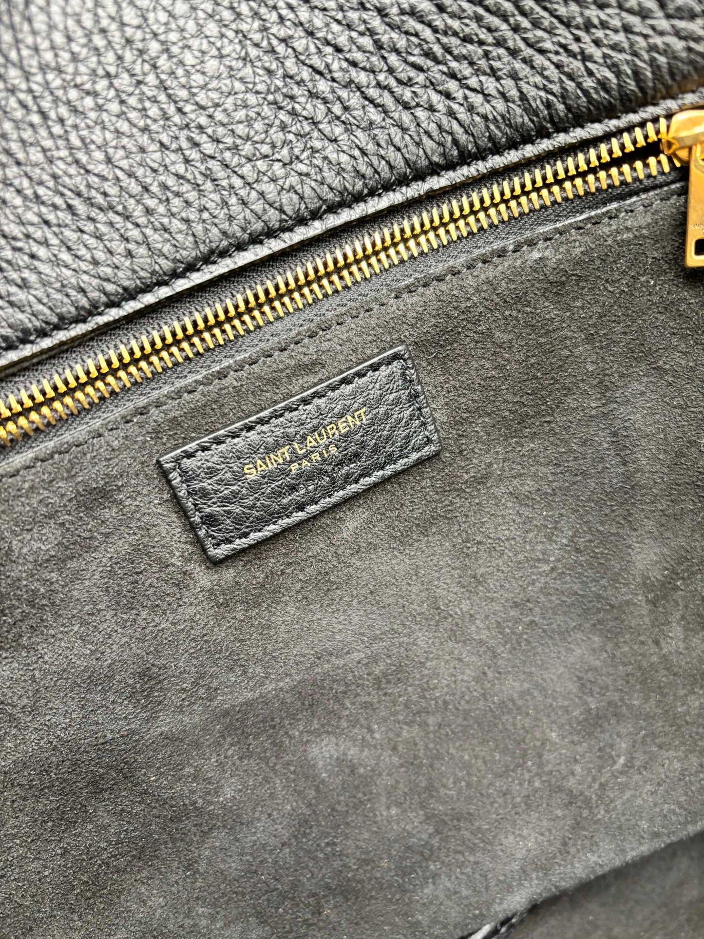 SAINT LAURENT Le 5 Á 7 Beabea In Grained Deer Leather